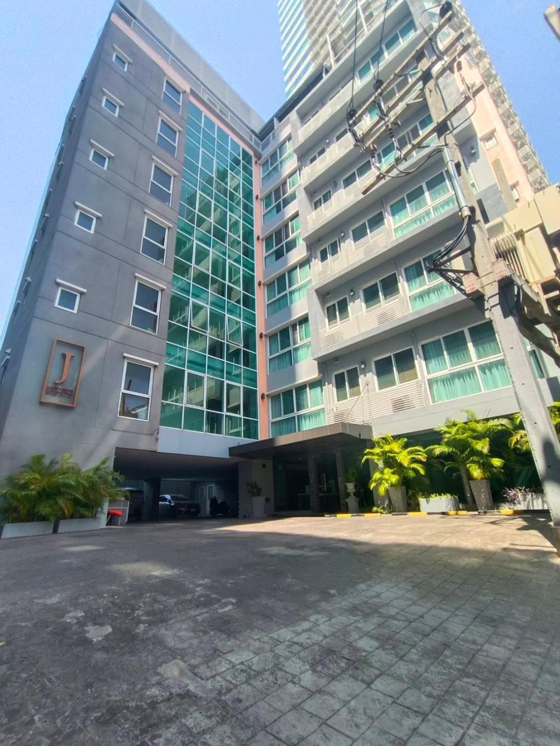 J Residence Thonglor 8 Bangkok Exteriér fotografie